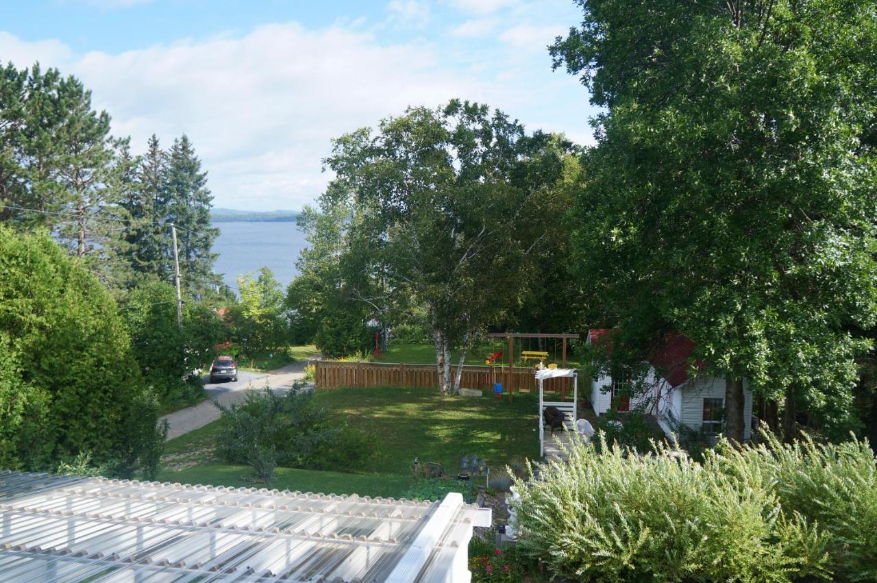 Gite Grand Moment Bed & Breakfast Cabano Eksteriør bilde