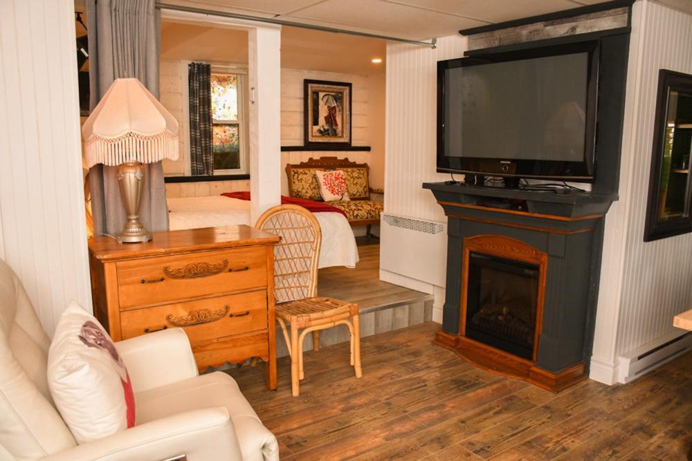 Gite Grand Moment Bed & Breakfast Cabano Eksteriør bilde